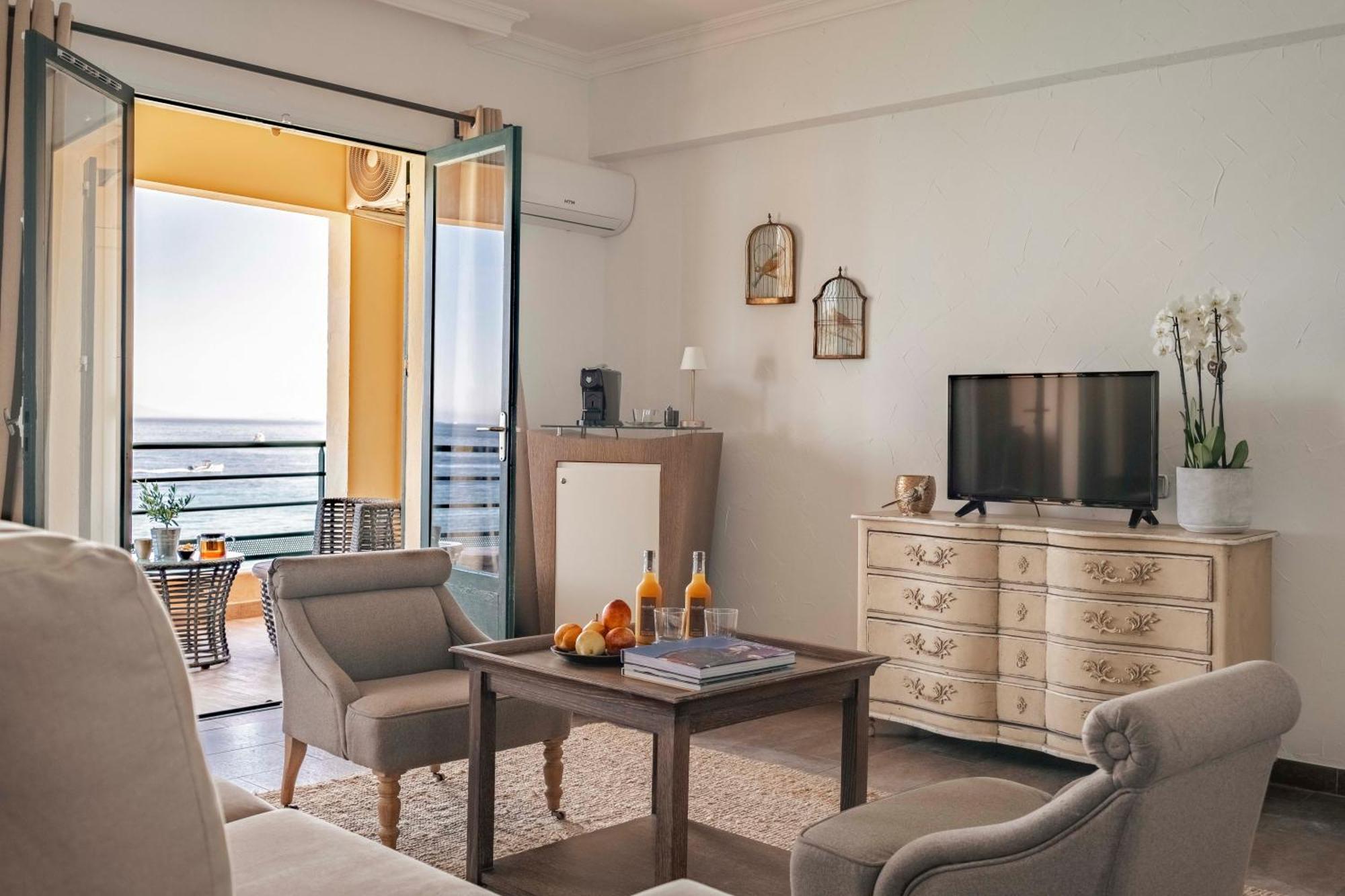 Surplage Hotel Cavaliere Льо Лаванду Екстериор снимка