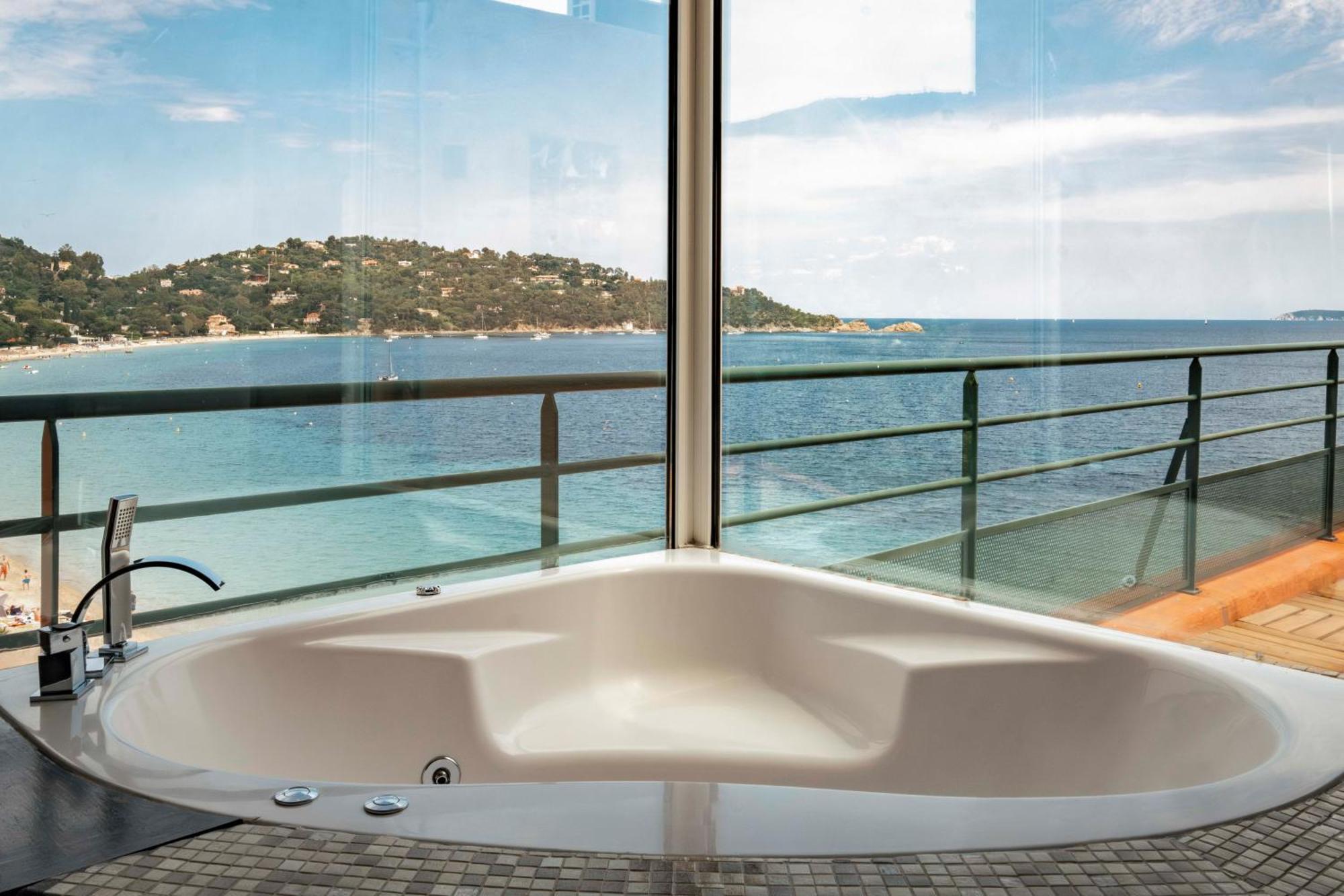 Surplage Hotel Cavaliere Льо Лаванду Екстериор снимка