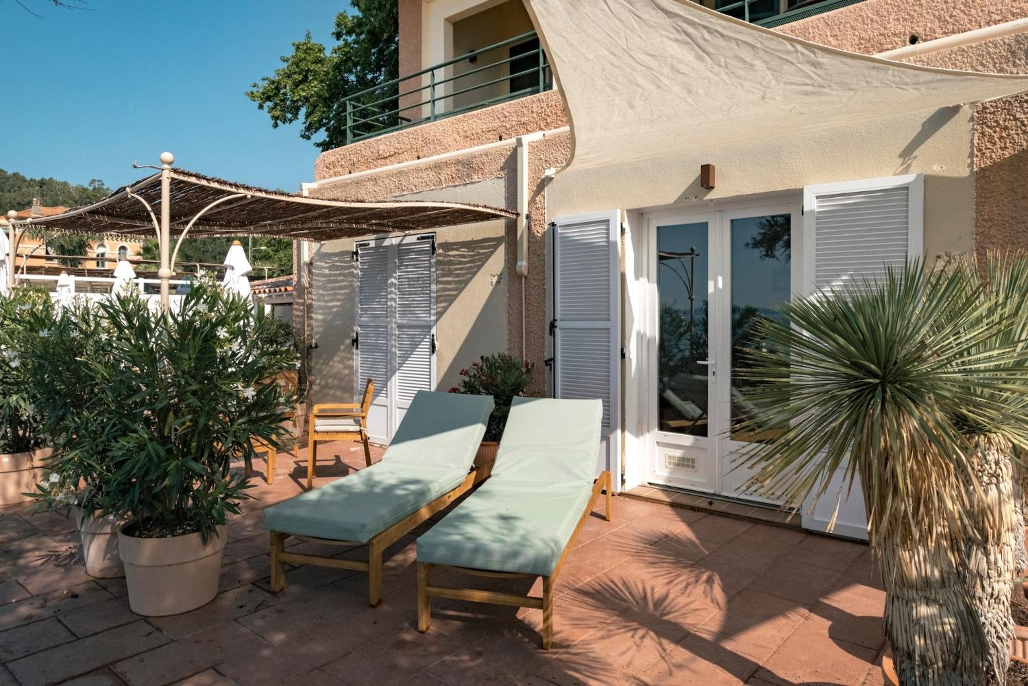 Surplage Hotel Cavaliere Льо Лаванду Екстериор снимка