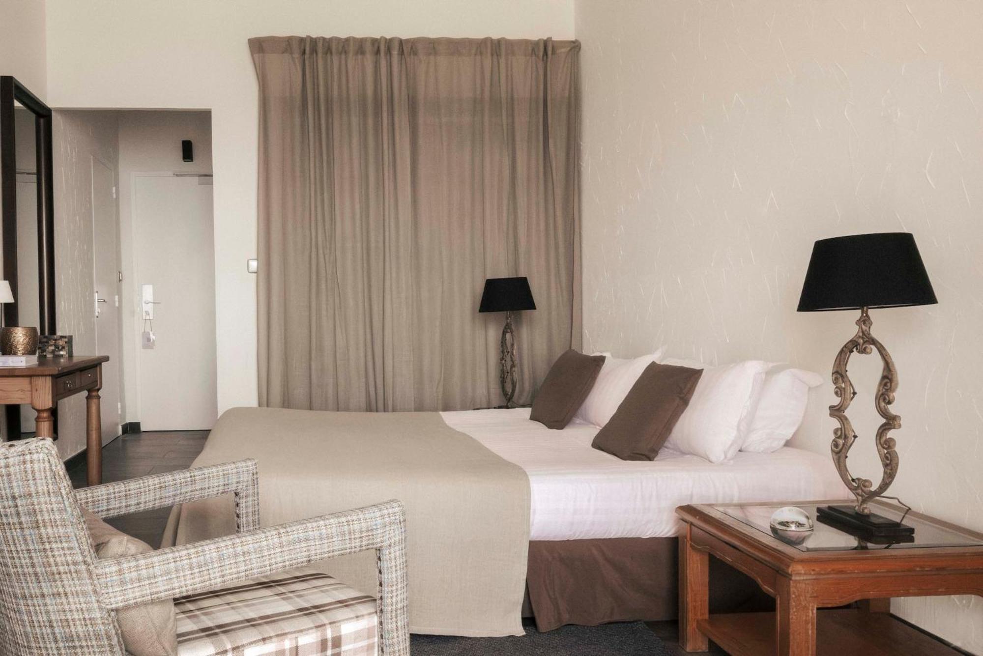 Surplage Hotel Cavaliere Льо Лаванду Екстериор снимка