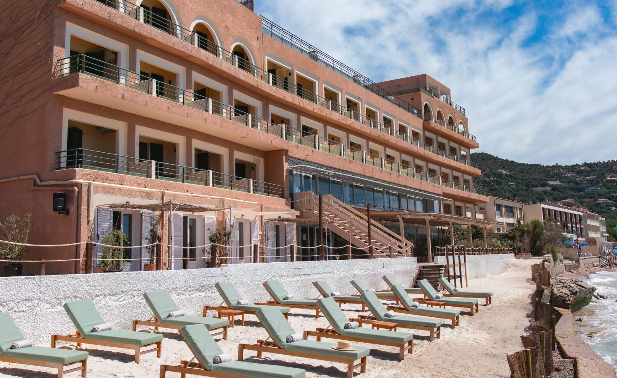 Surplage Hotel Cavaliere Льо Лаванду Екстериор снимка